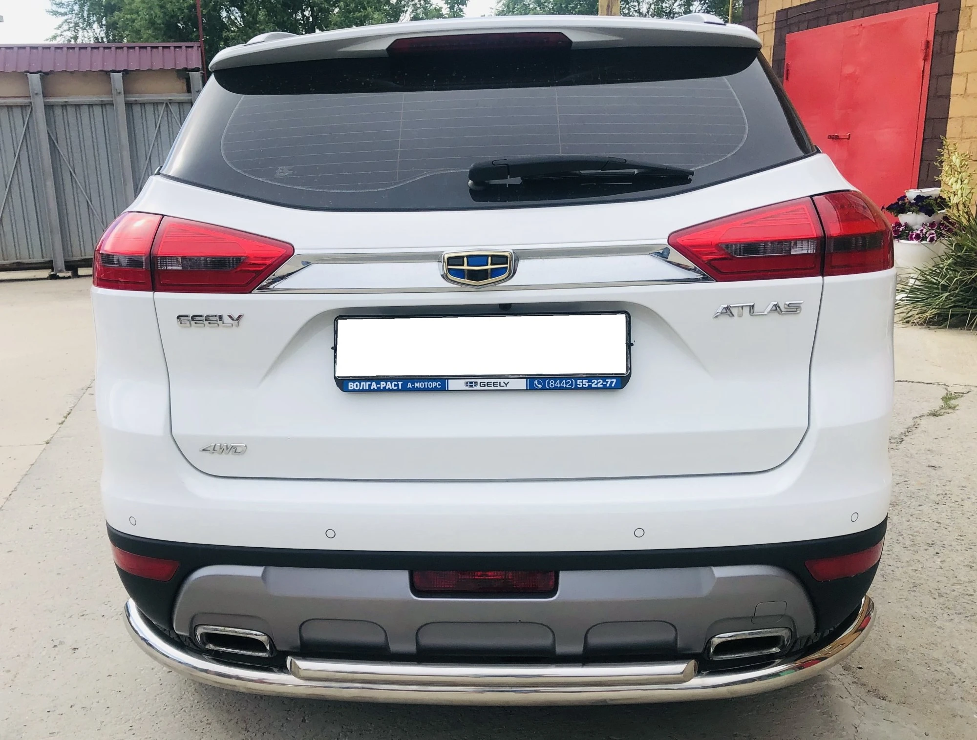 Защита заднего бампера двойная d60/42 мм для Geely Atlas I  Юко GA.18.22