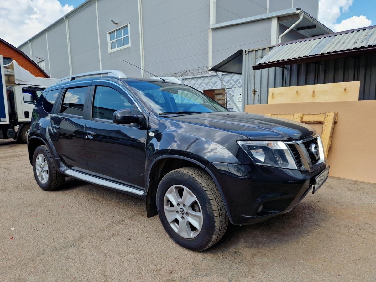 Дефлекторы окон с хром накладками 2D 6 шт для Nissan Terrano III (D10)