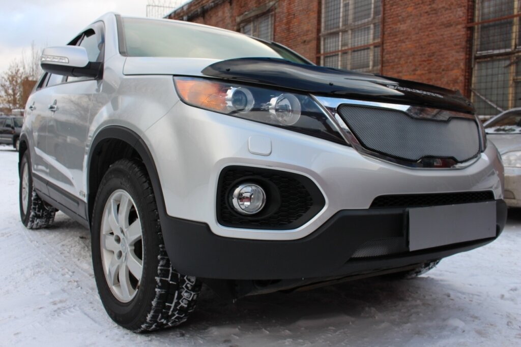 Защитная сетка радиатора верх для Kia Sorento II