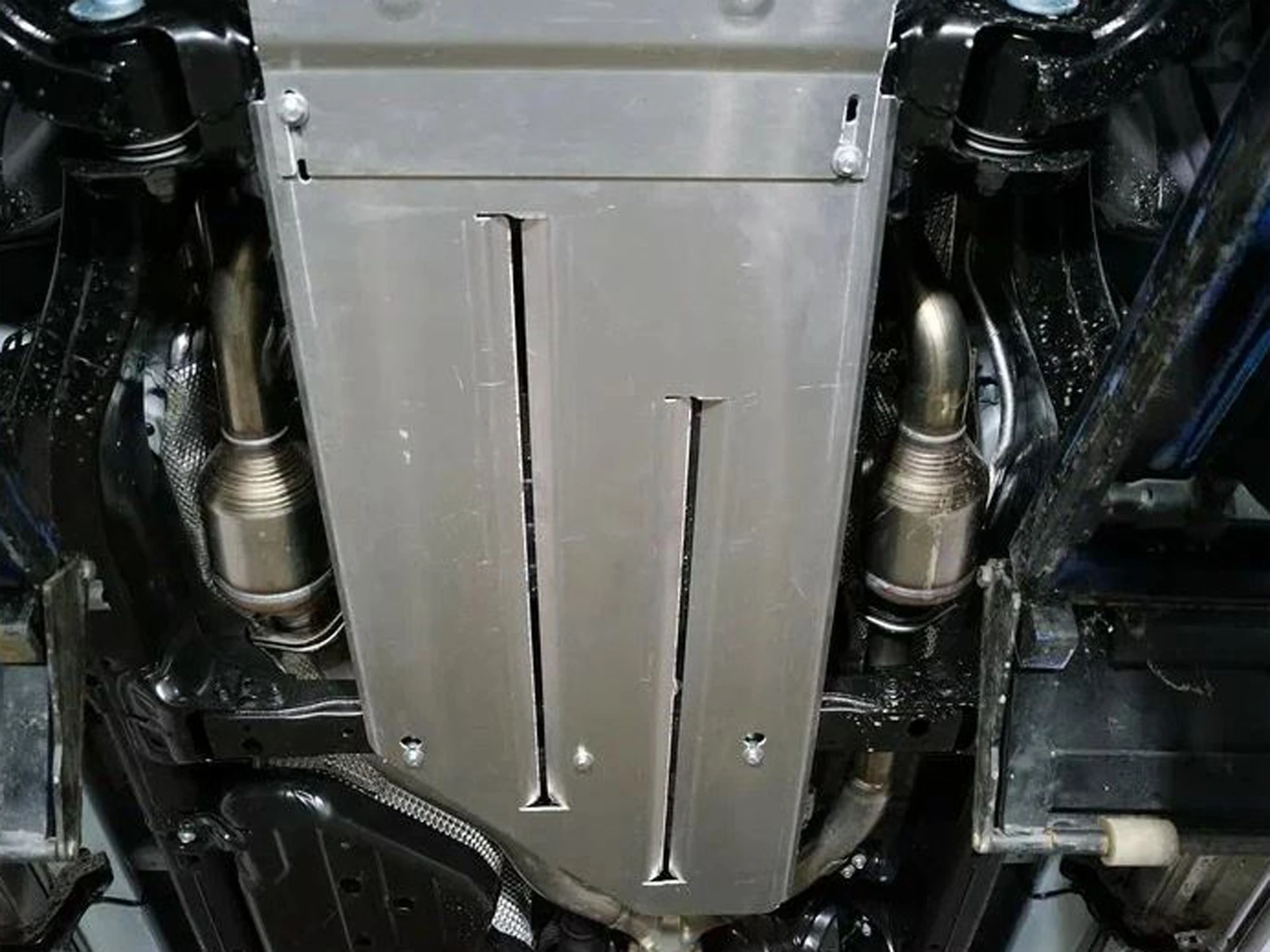Защита АКПП и раздаточной коробки для Toyota Land Cruiser 300 Series  ТСС ZKTCC00504