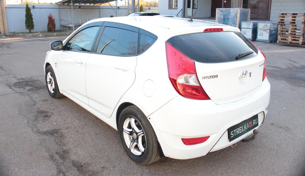 Дефлекторы окон 2D 6 шт (для кузова хэтчбек) для Hyundai Solaris I Рестайлинг