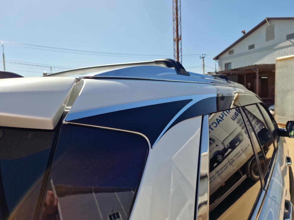Дефлекторы окон 2D с хром накладками 6 шт. для Toyota Sequoia III