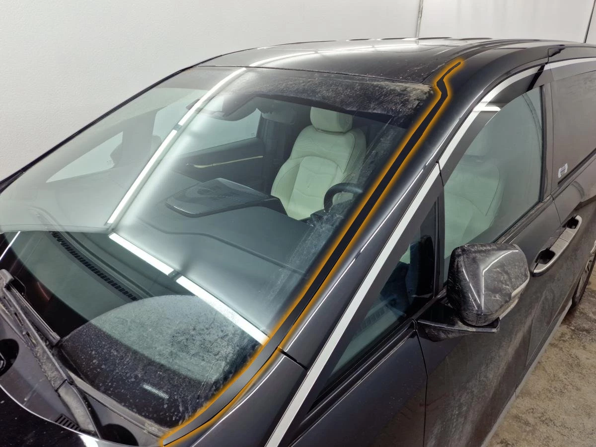 Водосток лобового стекла Премиум для GAC M8