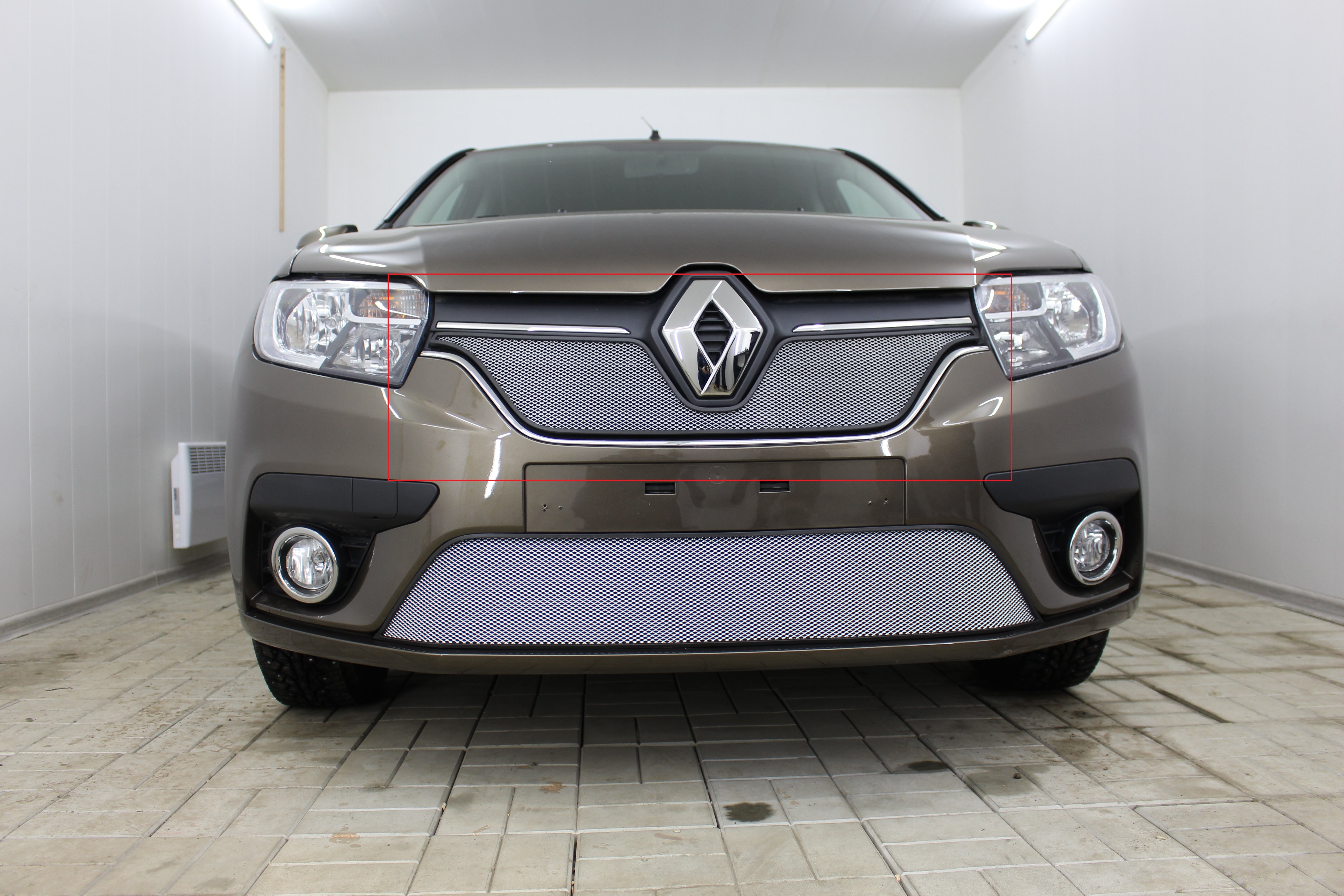 Защитная сетка радиатора верх для Renault Logan II Рестайлинг