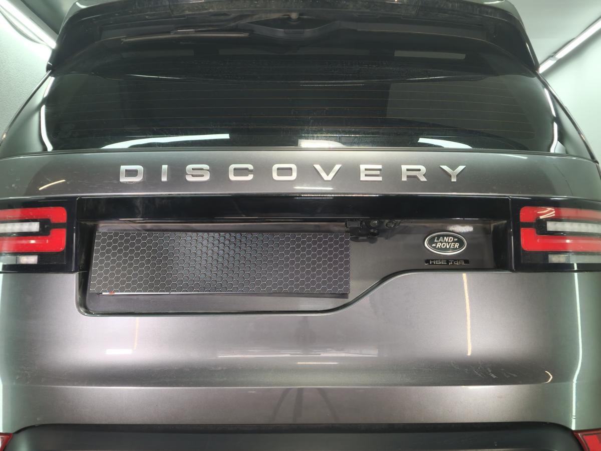Защита камеры заднего вида для Land Rover Discovery V