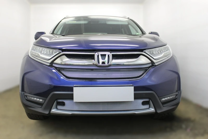 Комплект сеток chrome верх и низ для Honda CR-V V Хром Стрелка 11 HCRV16.top.chrome-HCRV16.bot2.chrome