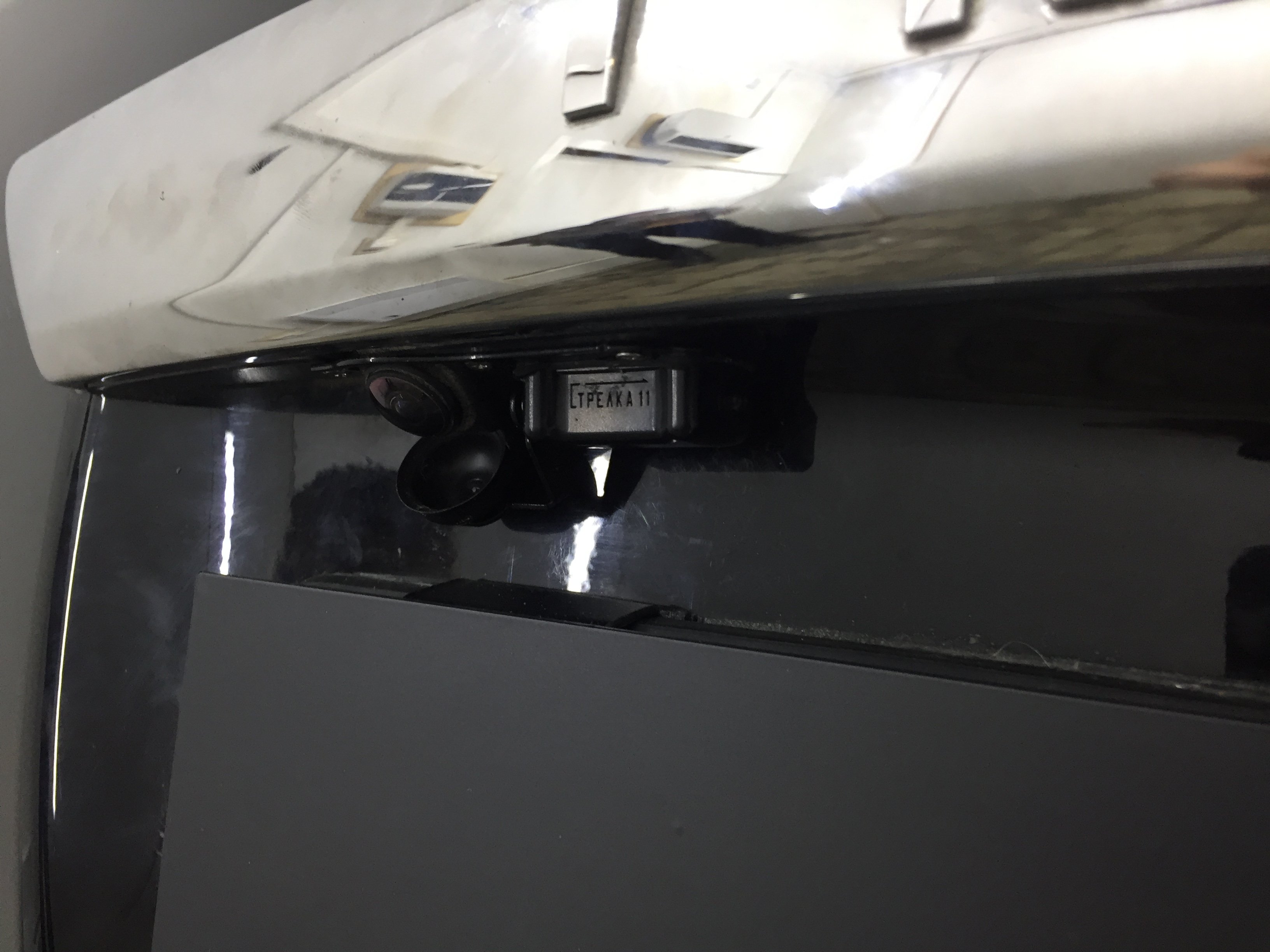 Защита камеры заднего вида для Infiniti QX56 II