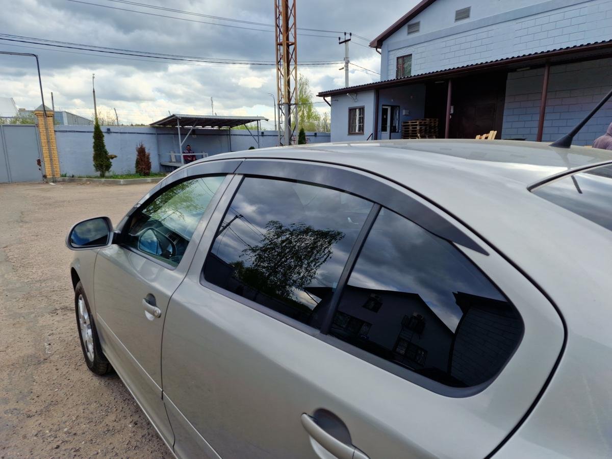 Дефлекторы окон 2D 4 шт для Skoda Octavia II (A5) Рестайлинг