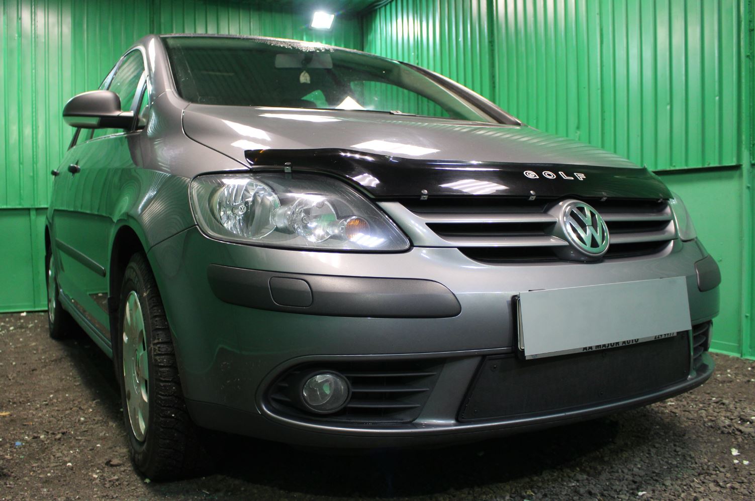 Зимняя заглушка радиатора к съемной сетке для Volkswagen Golf Plus I