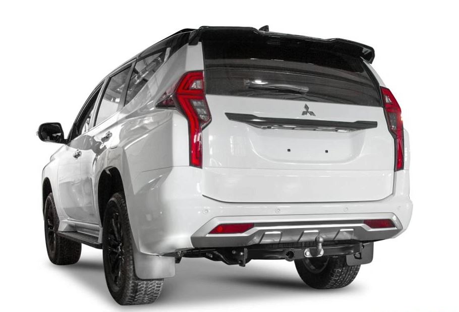 Фаркоп Berg с типом шара F с нерж.накладкой для Mitsubishi Pajero Sport III Рестайлинг