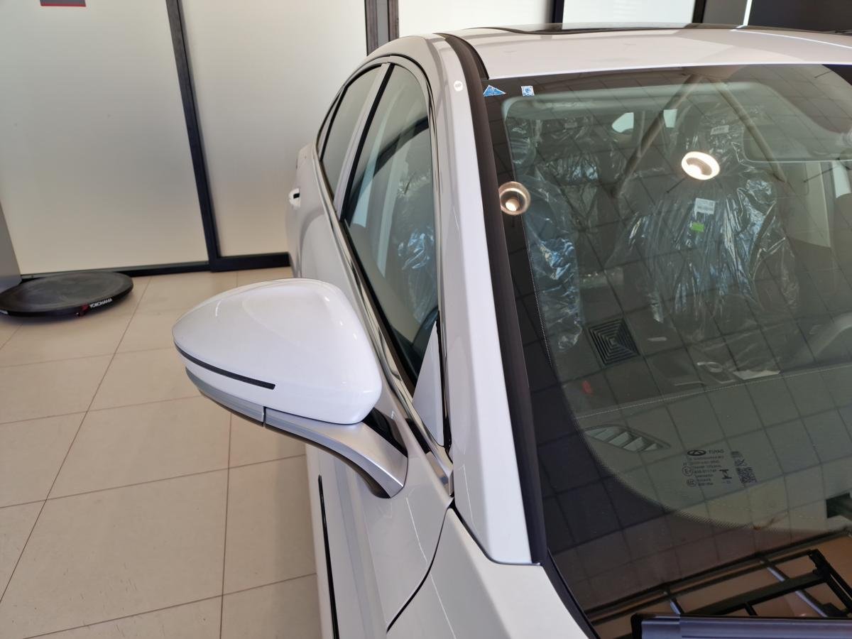 Дефлектор (водосток) лобового стекла для Chery Arrizo 8