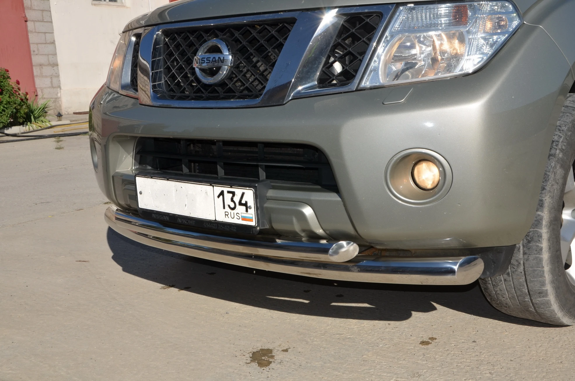 Защита переднего бампера двойная d76/60 мм для Nissan Pathfinder III Рестайлинг  Юко NPF.10.04-1