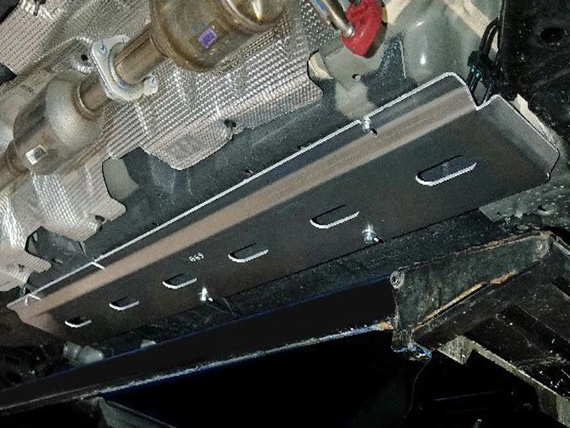 Защита топливопровода для Geely Emgrand II  ТСС ZKTCC00699