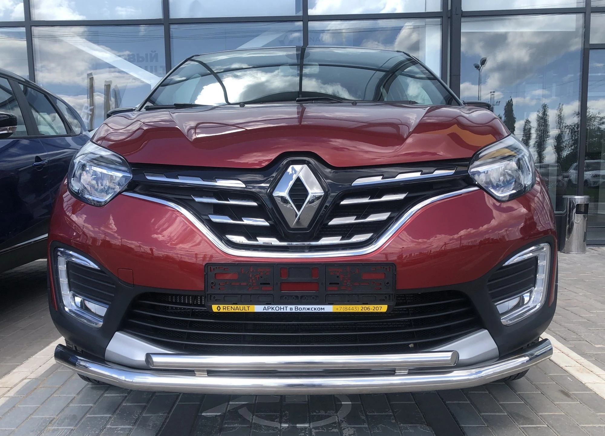 Защита переднего бампера двойная с подгибами d60/42 мм для Renault Kaptur I Рестайлинг  Юко RK.21.03