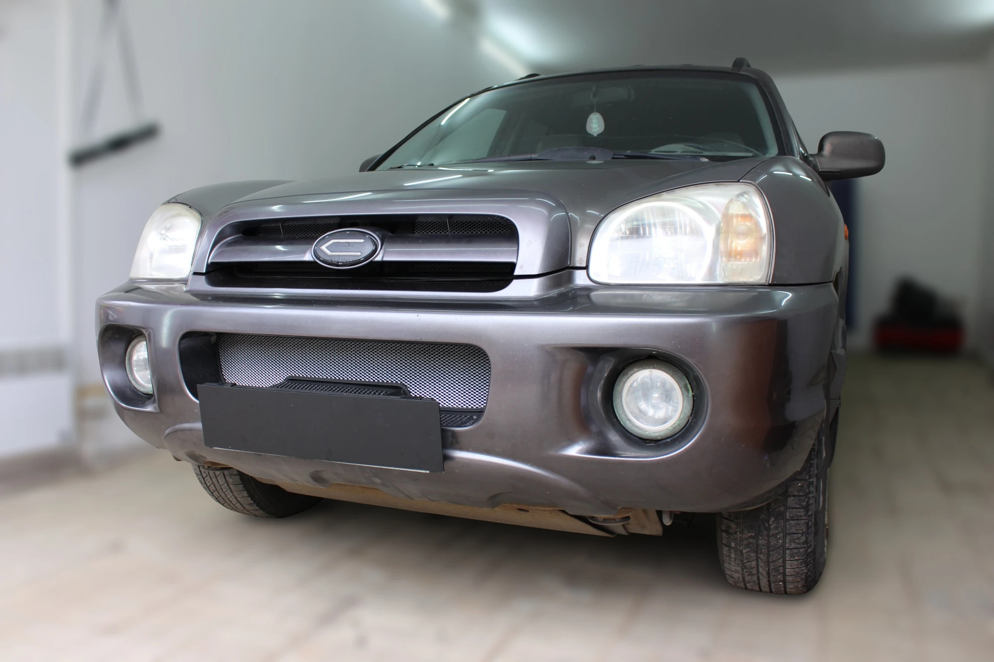 Комплект сеток chrome верх 2 части и низ для Hyundai Santa Fe I