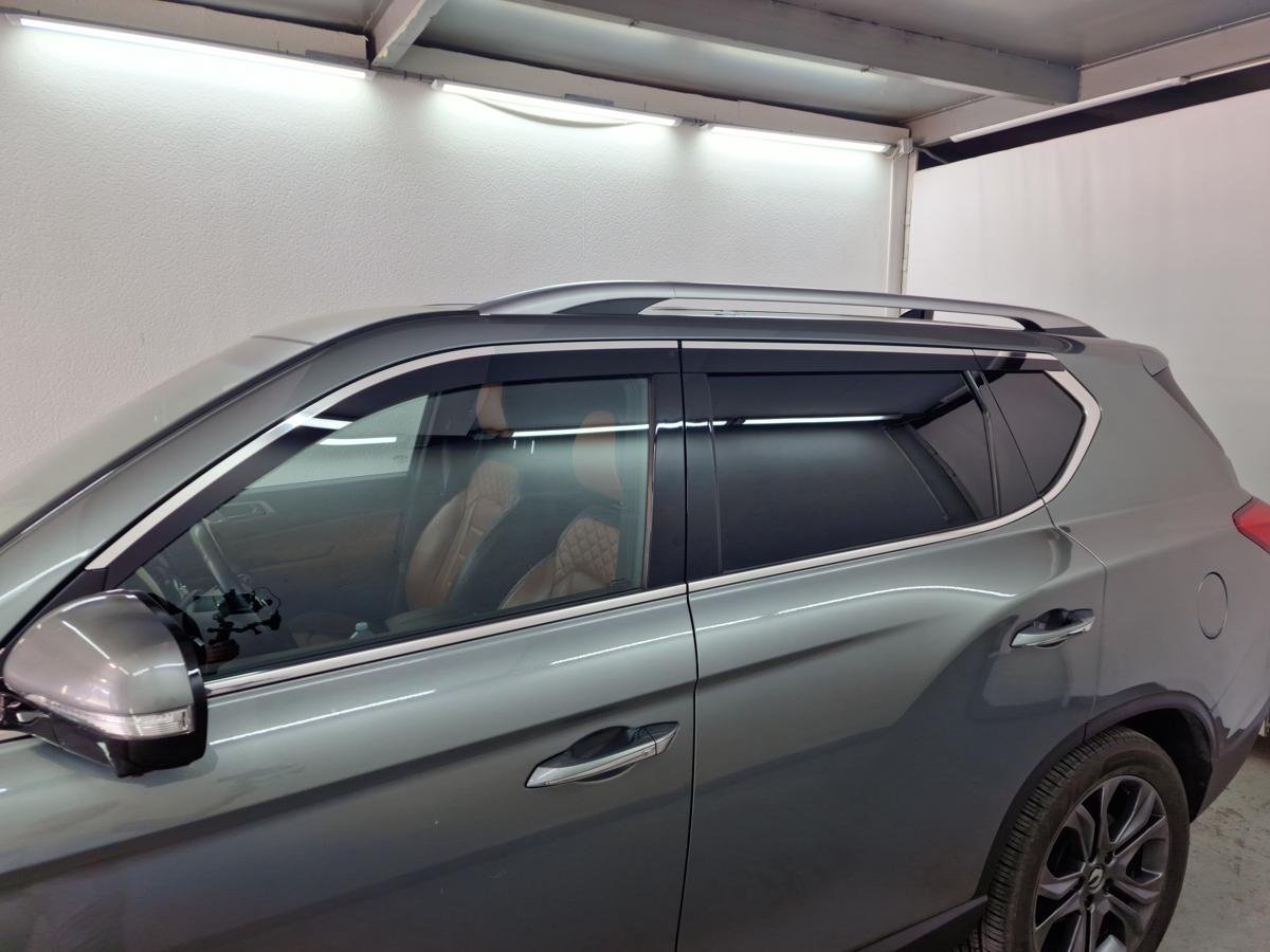 Дефлекторы окон с хром накладками 2D 6 шт для SsangYong Rexton IV Рестайлинг