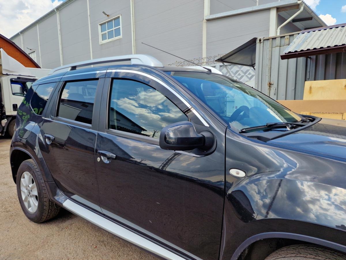 Дефлекторы окон с хром накладками 2D 6 шт для Nissan Terrano III (D10)