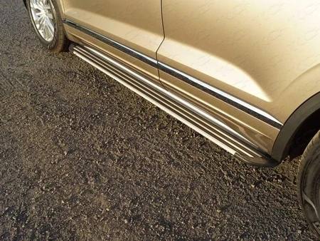 Пороги алюминиевые "Slim Line Silver" 1920 мм для Volkswagen Touareg III Рестайлинг Серебрянный ТСС VWTOUAR18-36S