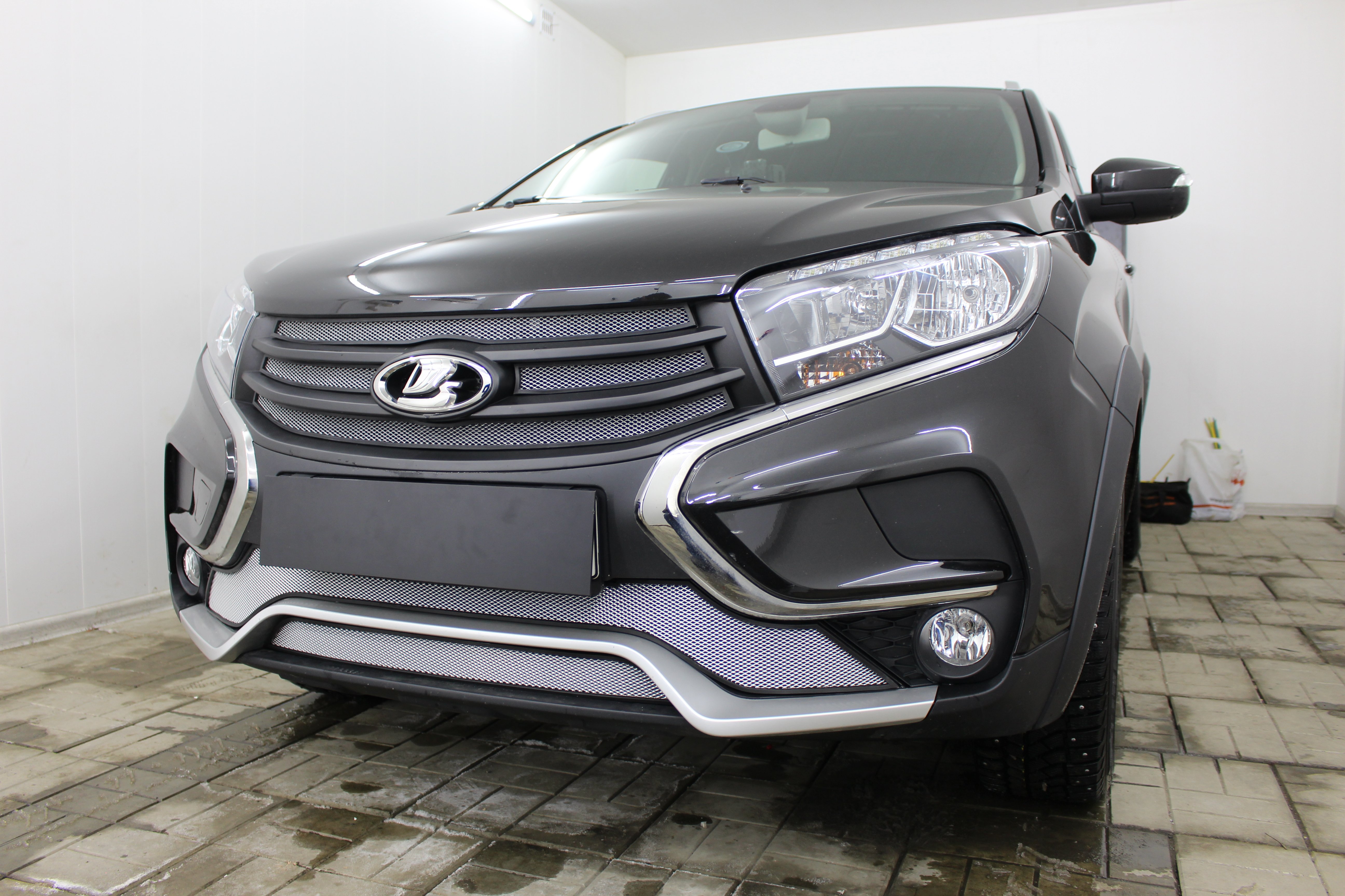 Защитная сетка радиатора низ 2 части для LADA (ВАЗ) XRAY I