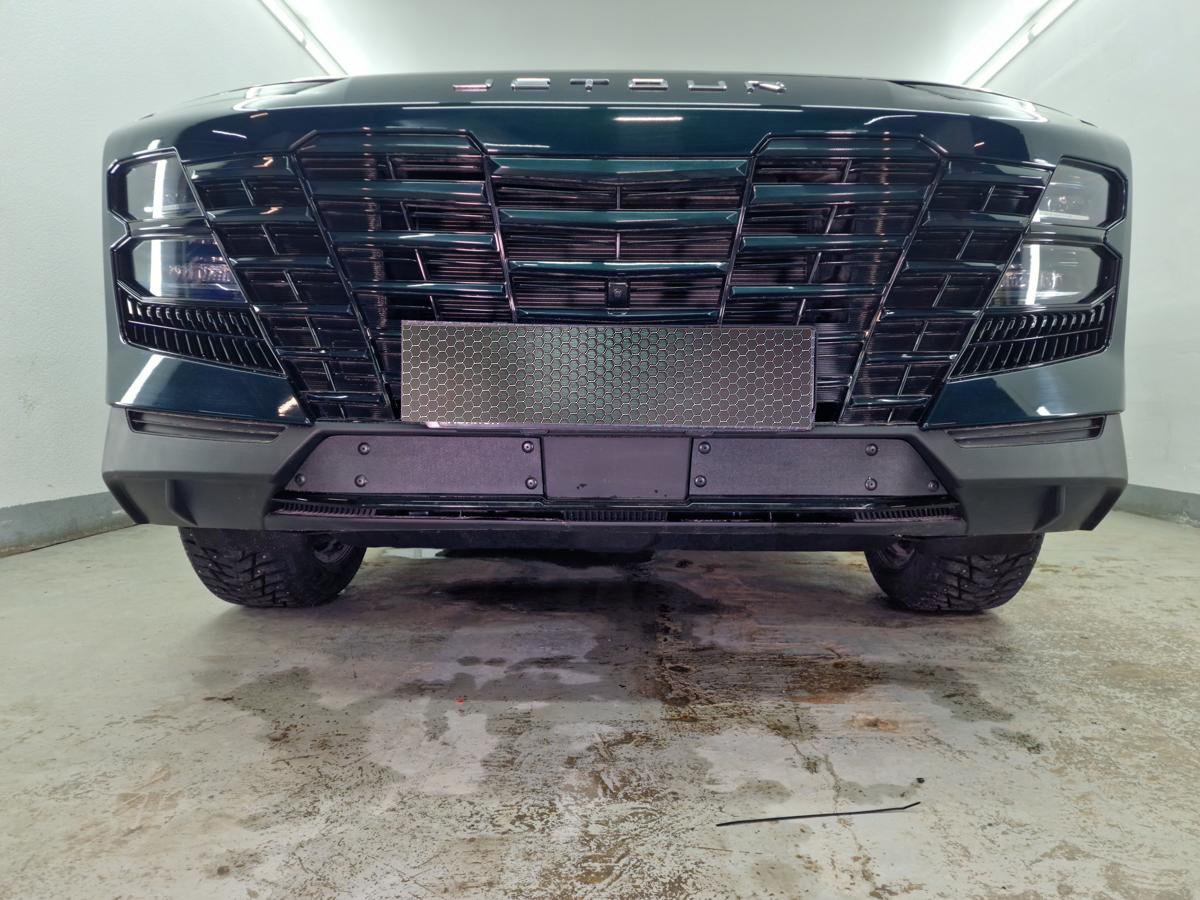 Зимняя заглушка радиатора к съемной сетке (2 части) для Jetour Dashing