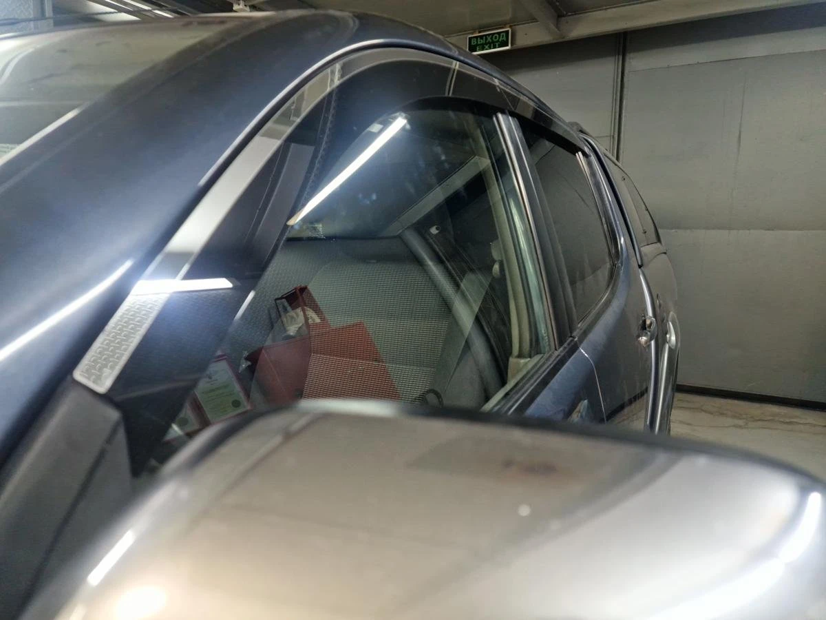 Дефлекторы окон 2D с хром накладками 4 шт. под наклоном для Mitsubishi L200 IV Рестайлинг