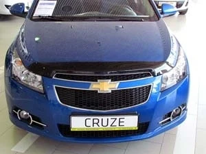 Дефлектор капота темный для Chevrolet Cruze I  SIM NLD.SCHCRU0912