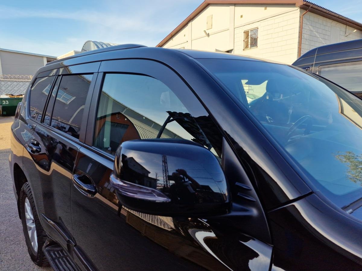 Дефлекторы окон 2D с хром накладками 4 шт. для Volkswagen Passat B7