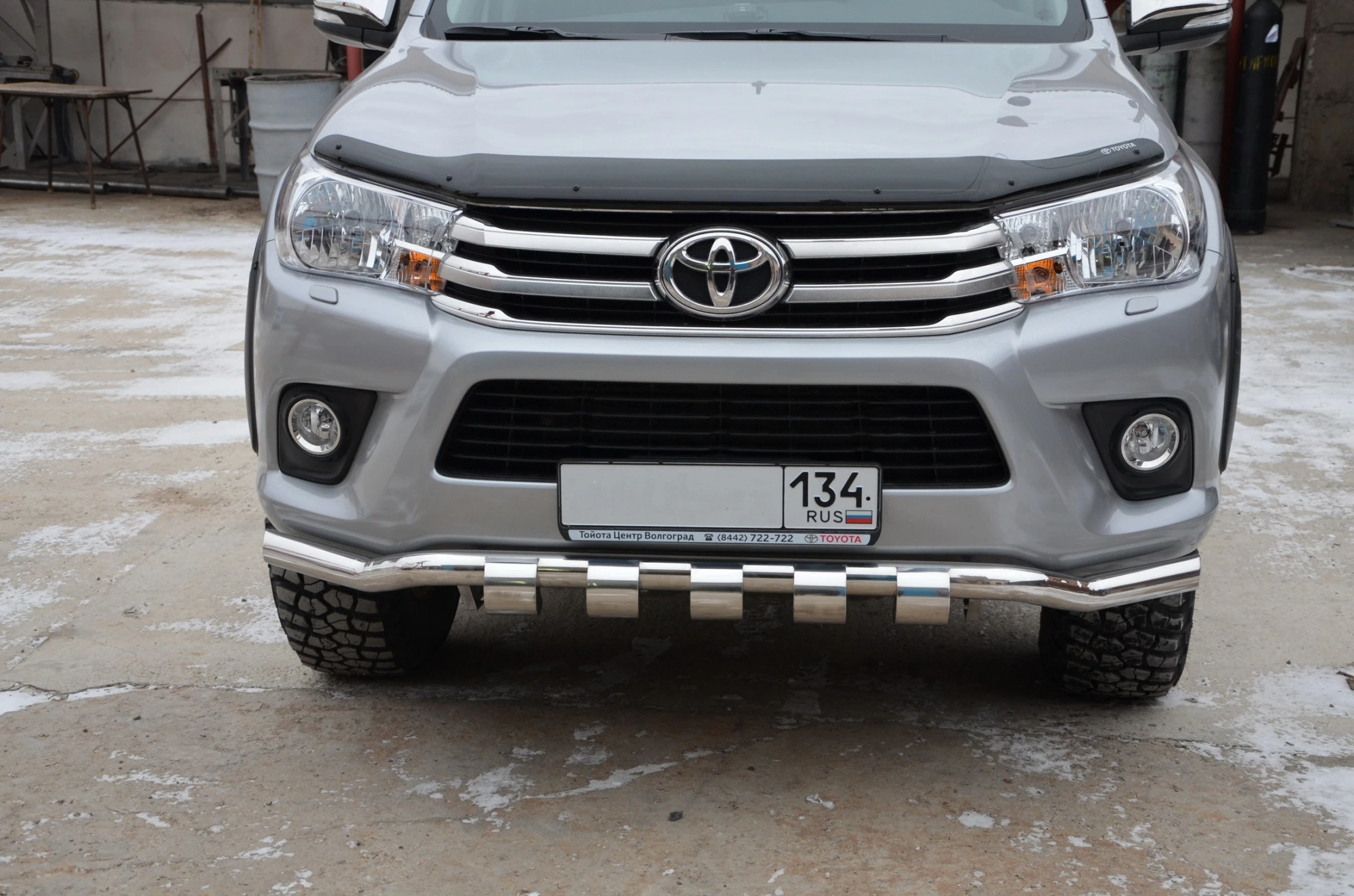 Защита переднего бампера волна G d60 мм для Toyota Hilux VIII  Юко THL.15.05-1