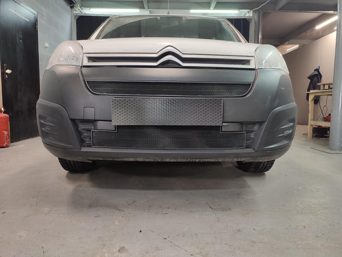 Защитная сетка радиатора низ для Citroen Berlingo II Рестайлинг 2