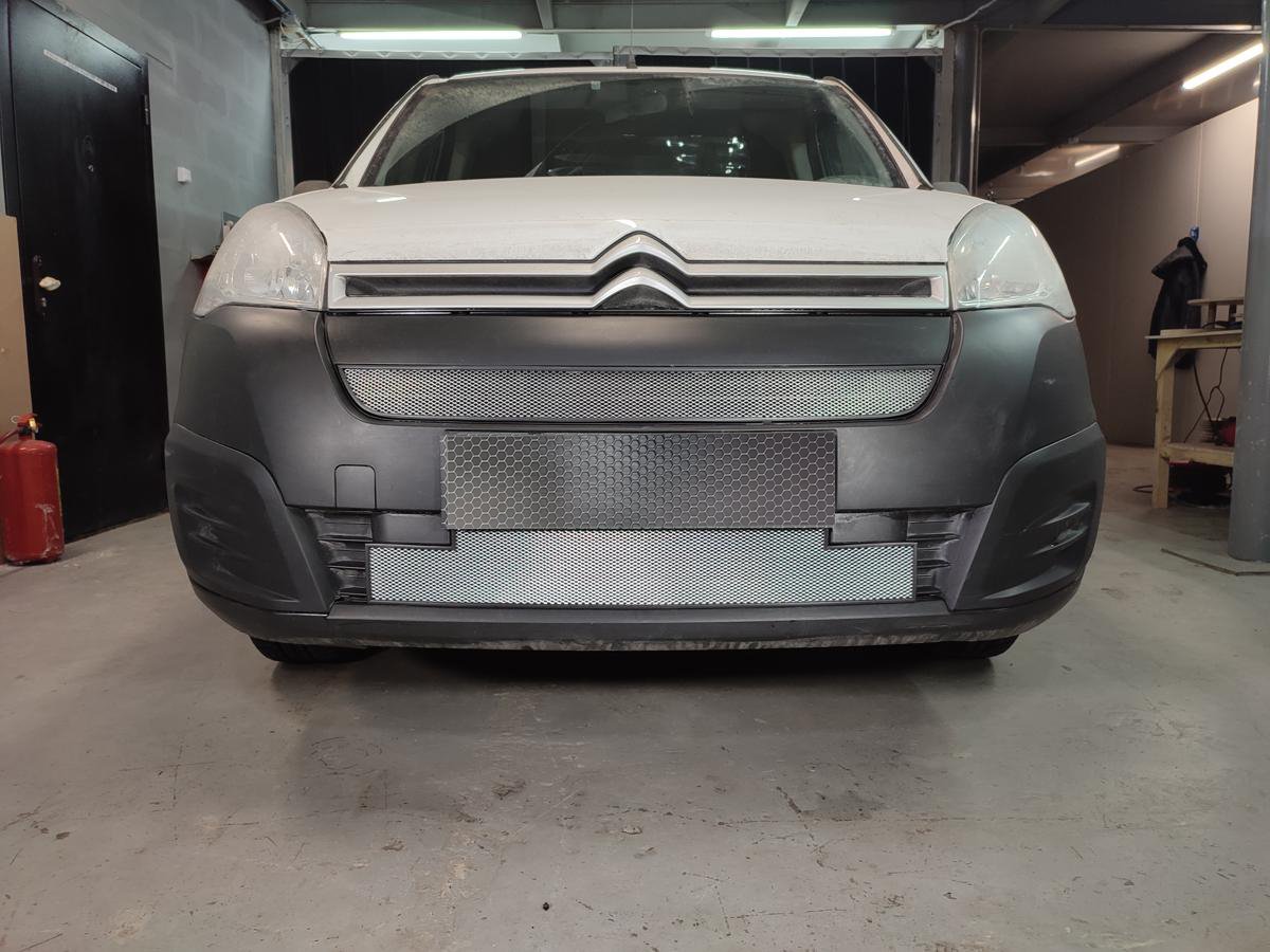 Защитная сетка радиатора низ для Citroen Berlingo II Рестайлинг 2