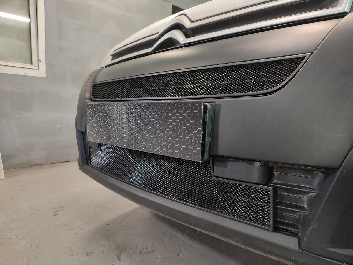 Защитная сетка радиатора низ для Citroen Berlingo II Рестайлинг 2