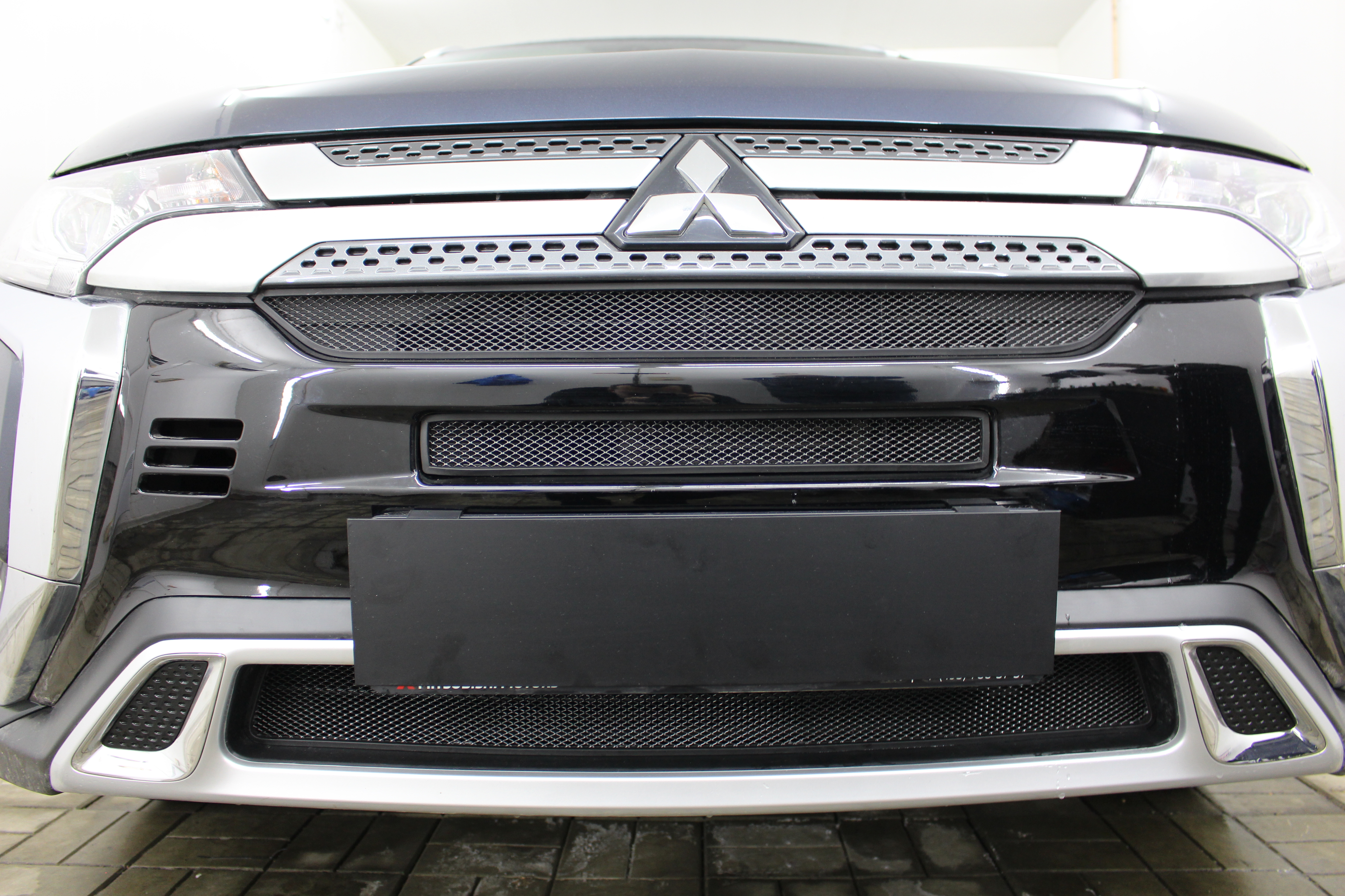 Защитная сетка радиатора комплект 3 части для Mitsubishi Outlander III Рестайлинг 3