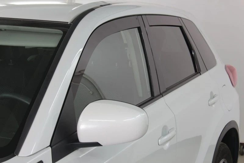 Дефлекторы окон 2D 4 шт для Suzuki Vitara II Черные Стрелка 11 2D029-4.S11
