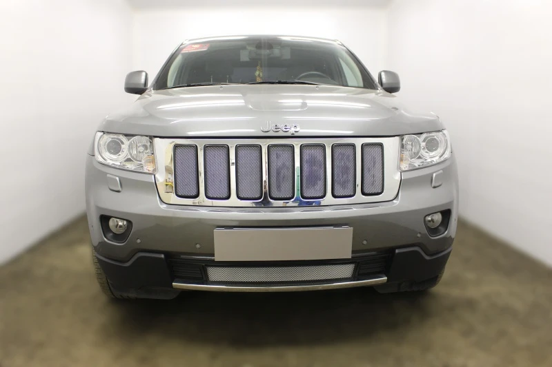 Комплект сеток chrome верх и низ для Jeep Grand Cherokee IV (WK2) Хром Стрелка 11 JGCH10.top.chrome-JGCH10.bot.chrome