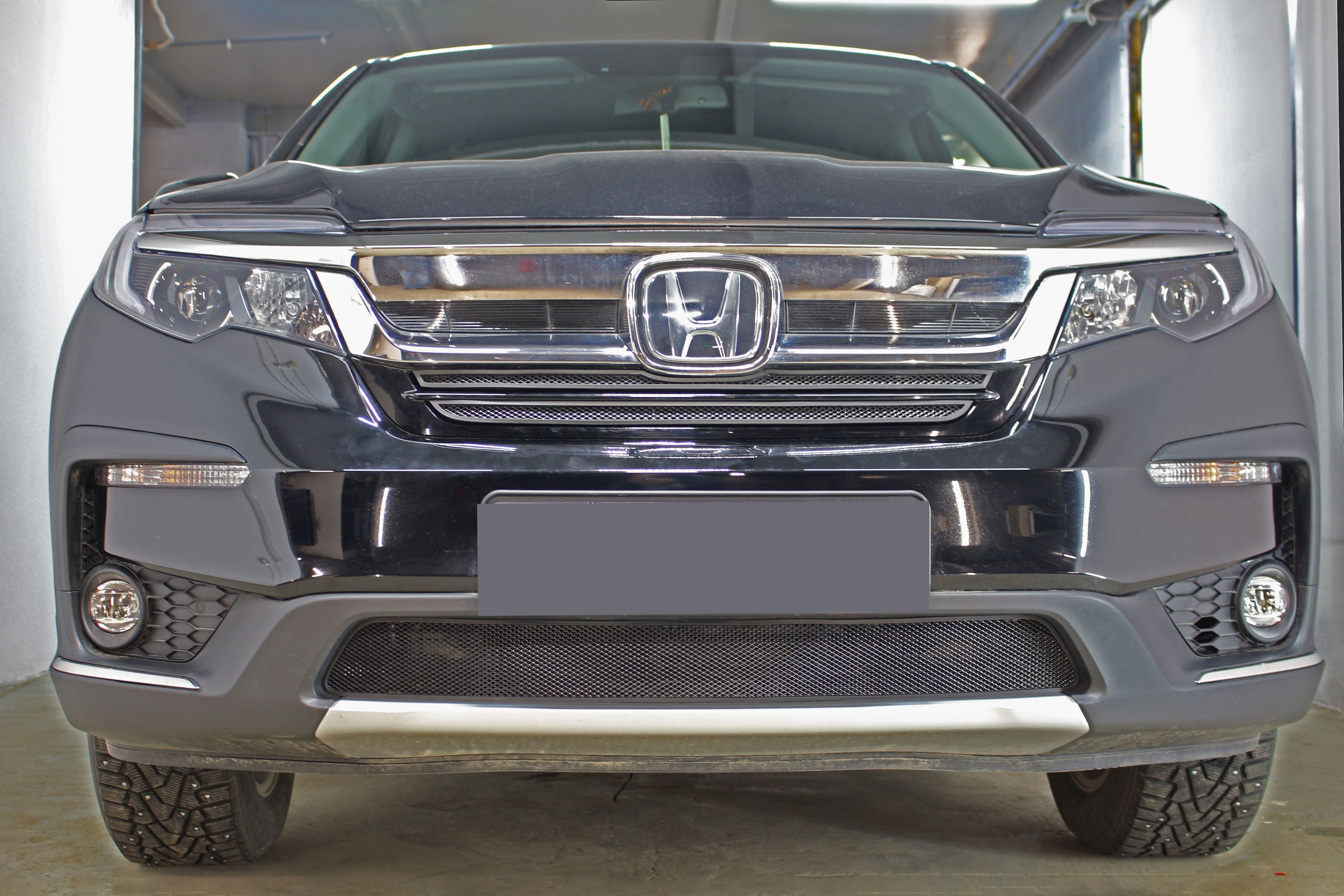 Защитная сетка радиатора низ для Honda Pilot III Рестайлинг