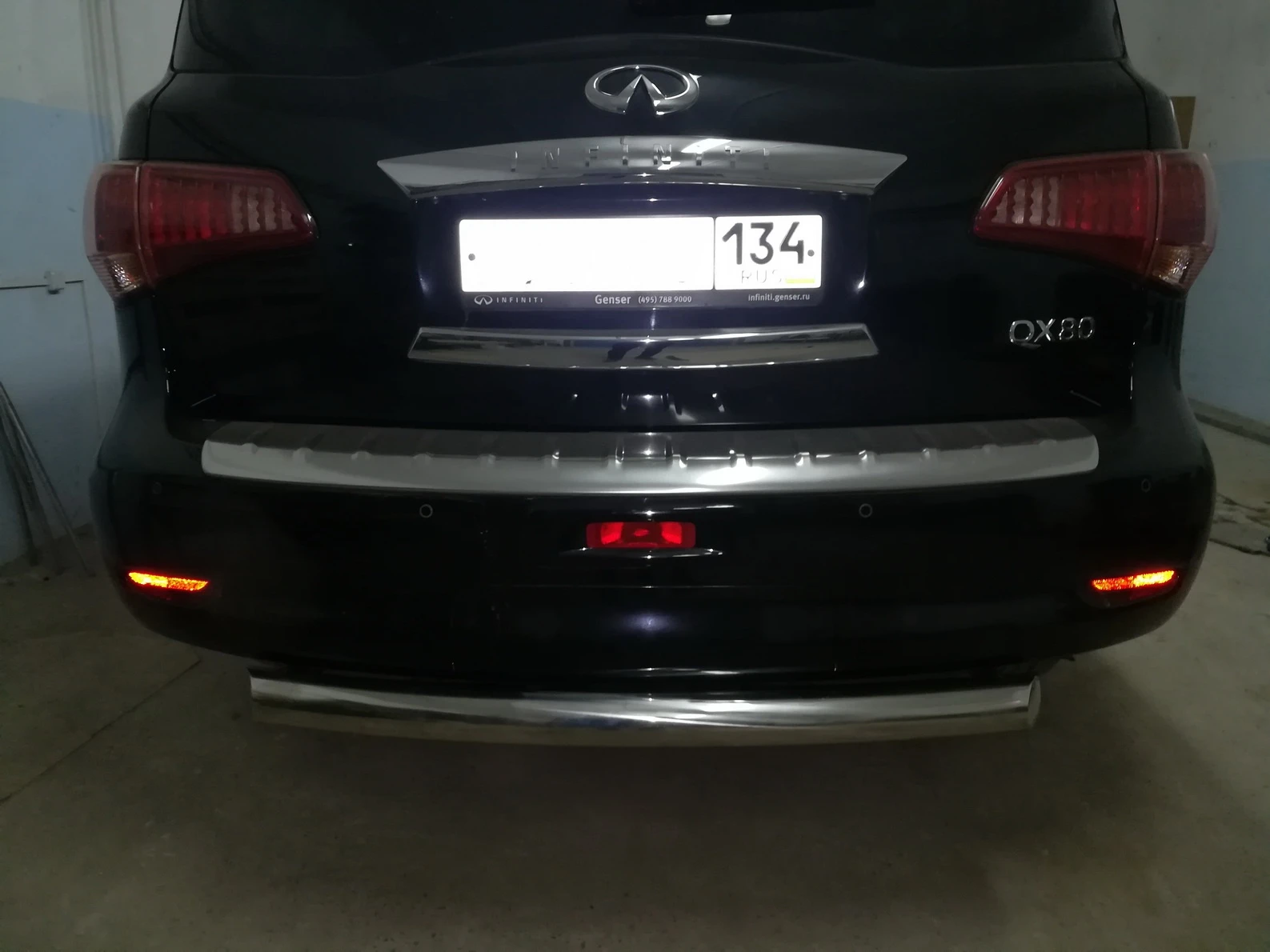 Защита заднего бампера d76 мм для Infiniti QX80 I Рестайлинг  Юко IQX.17.13
