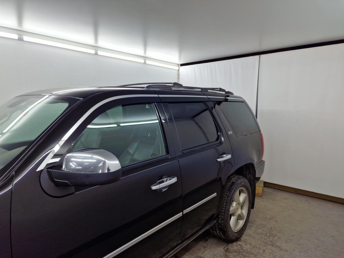 Дефлекторы окон 2D с хром накладками 6 шт. для Chevrolet Tahoe III