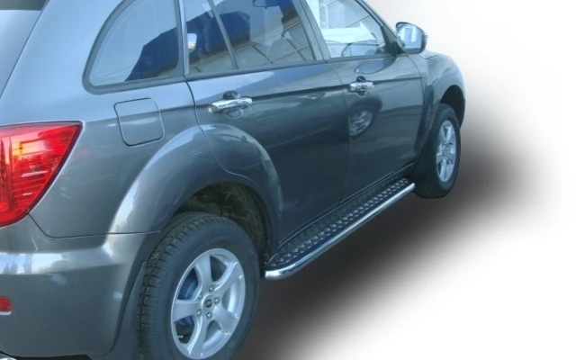 Пороги с накладным листом d53 мм для Lifan X60 I  Юко LFX60.11.41