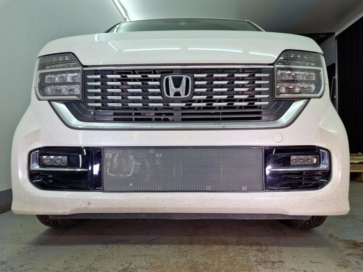 Защитная сетка радиатора низ для Honda N-WGN II Рестайлинг