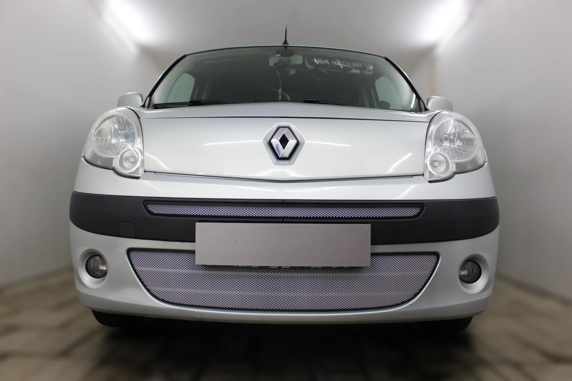 Комплект сеток chrome верх и низ для Renault Kangoo II