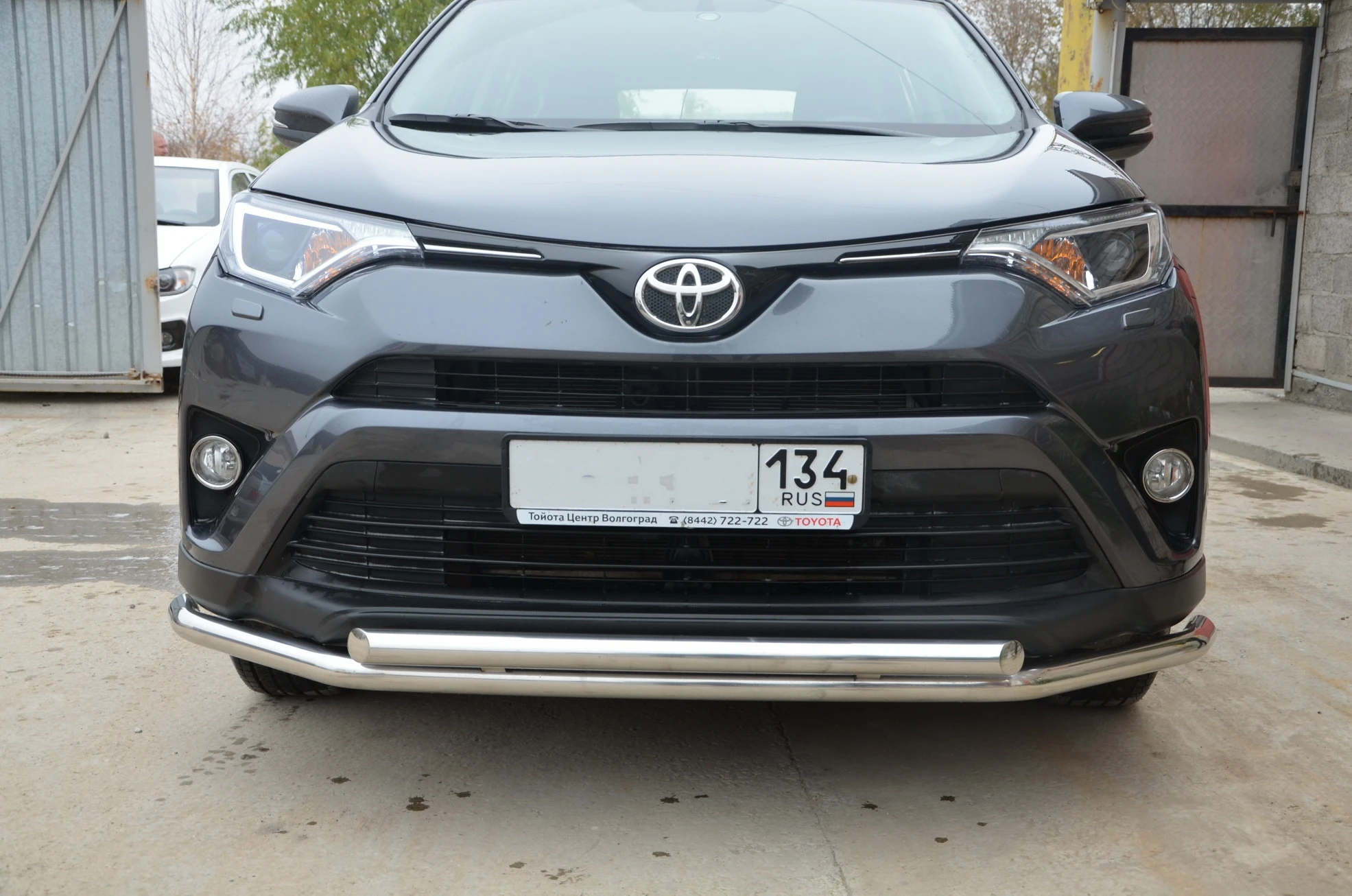 Защита переднего бампера двойная d53/53 мм для Toyota RAV4 IV (XA40) Рестайлинг  Юко TRAV.15.03-2