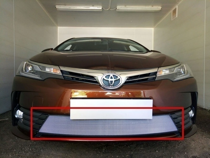 Защитная сетка радиатора для Toyota Corolla XI (E160, E170,Е180) Рестайлинг Хром Стрелка 11 TCOR16.chrome