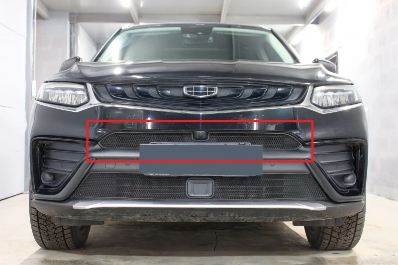 Защитная сетка радиатора верх, с камерой для Geely Tugella I Черный Стрелка 11 GTUG20.top.black