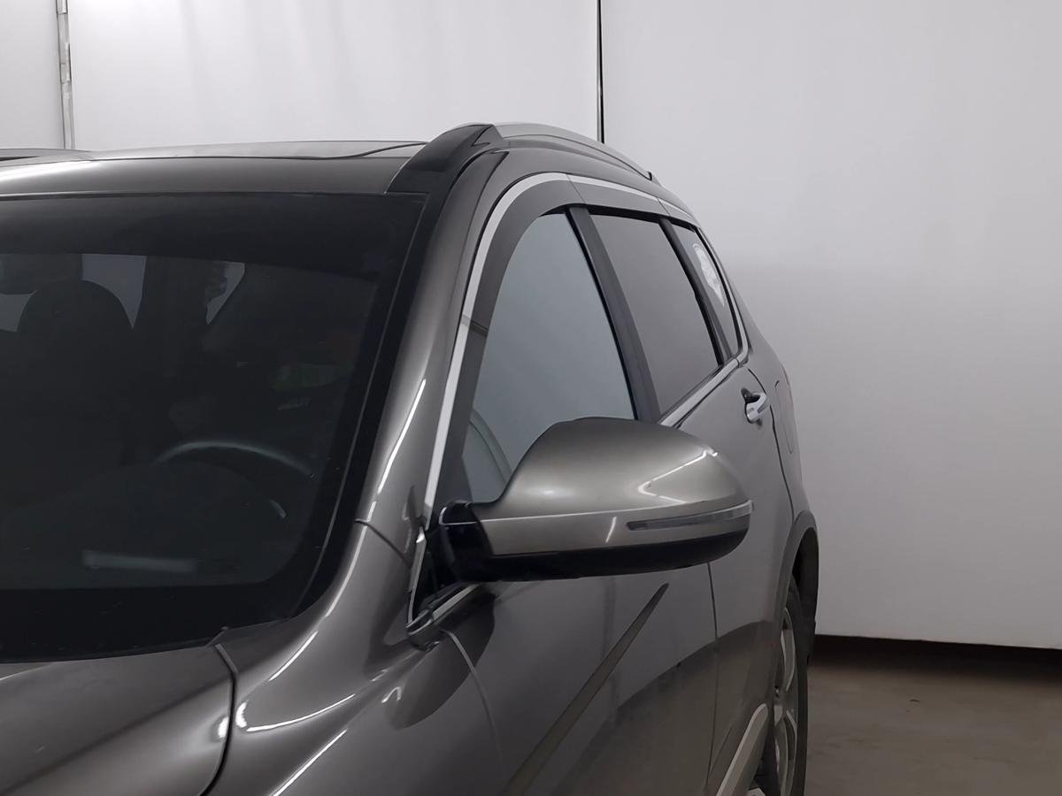 Дефлекторы окон с хром накладками 2D 8 шт для Haval H6