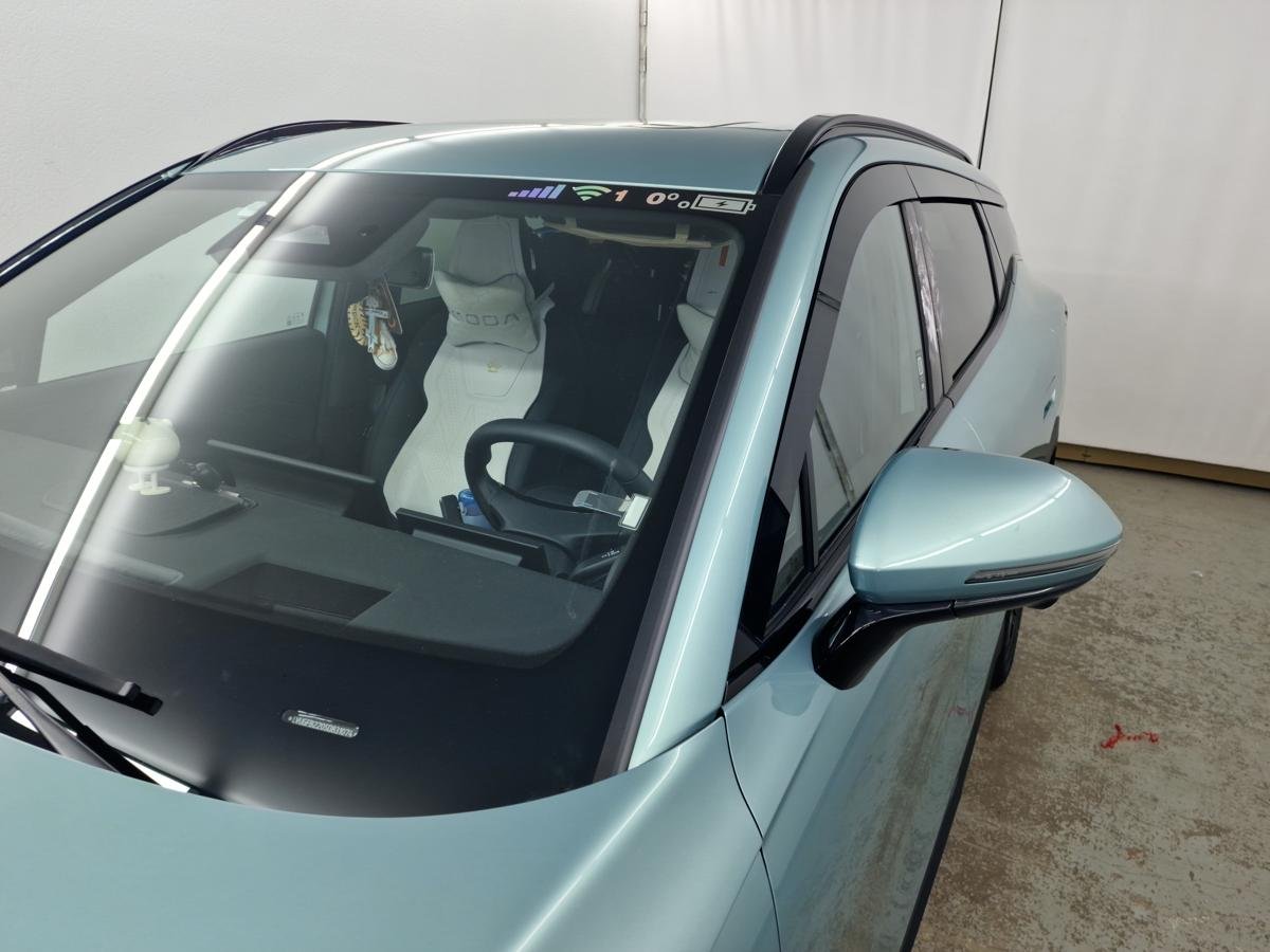 Дефлектор (водосток) лобового стекла для Omoda C7 I