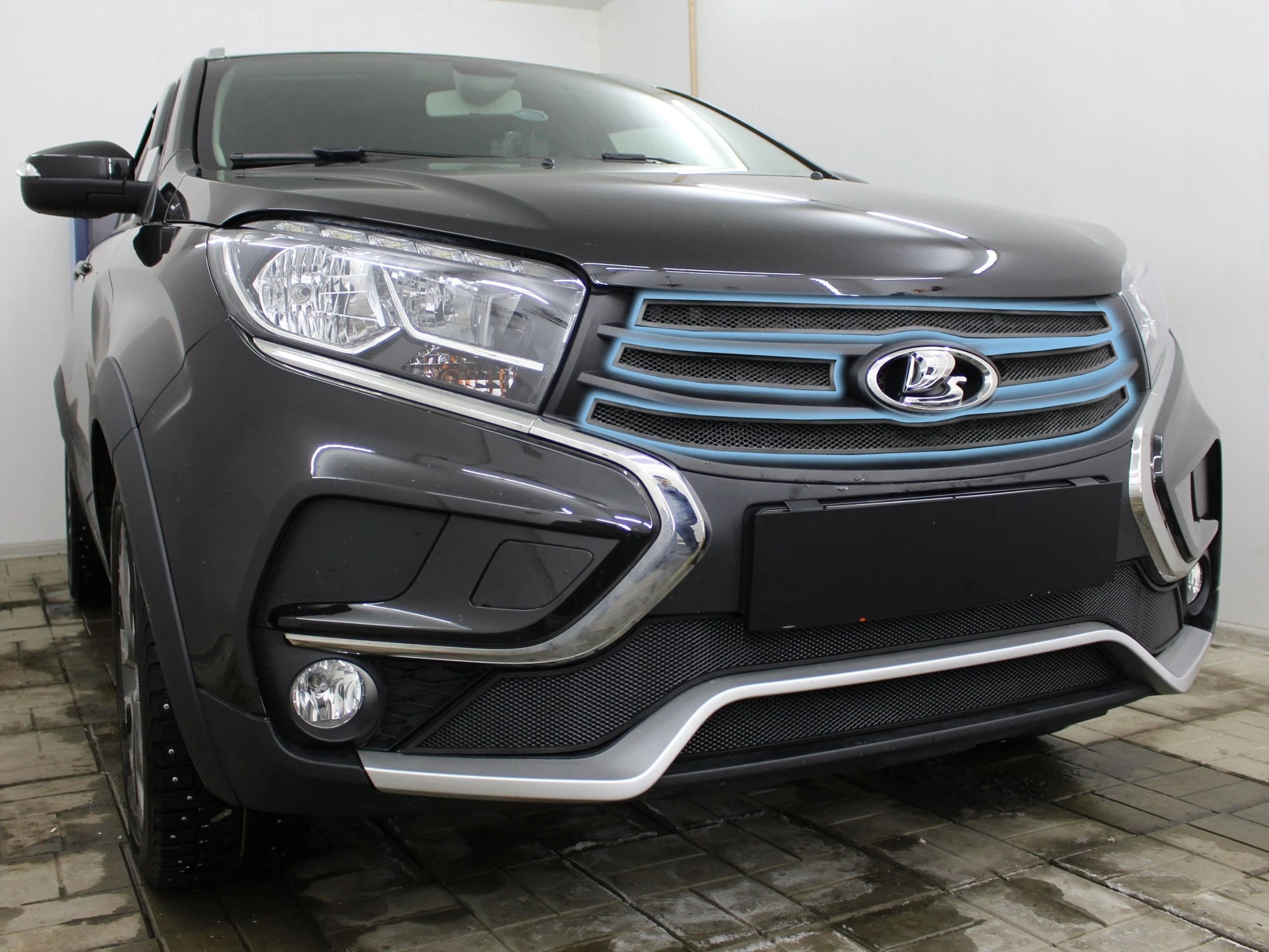 Защитная сетка радиатора верх 4 части для LADA (ВАЗ) XRAY I