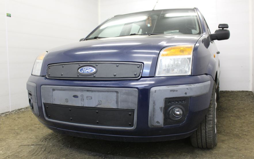 Зимняя заглушка радиатора к съемной сетке верх для Ford Fusion I Рестайлинг