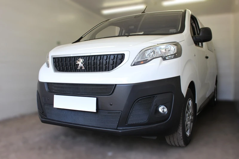 Комплект сеток black боковые 2 части и центр 2 части для Peugeot Expert III Черный Стрелка 11 PEUEX18.cor.black-PEUEX18.black