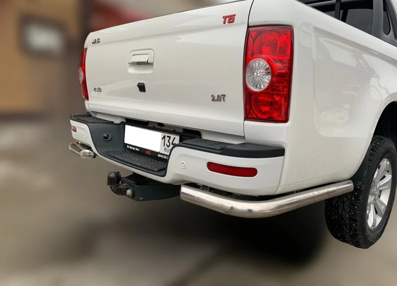 Защита заднего бампера угловая d60 мм для JAC T6  Юко JAC.T6.18