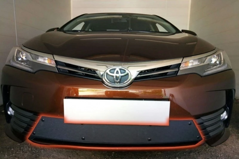 Зимняя заглушка радиатора к съемной сетке для Toyota Corolla XI (E160, E170,Е180) Рестайлинг Черный Стрелка 11 TCOR16